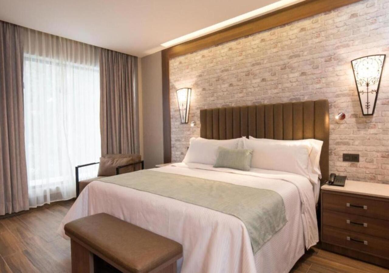 Hotel Ronda Minerva Guadalajara Luaran gambar